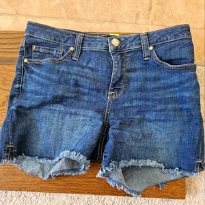 Seven7 size 6 blue shorts.